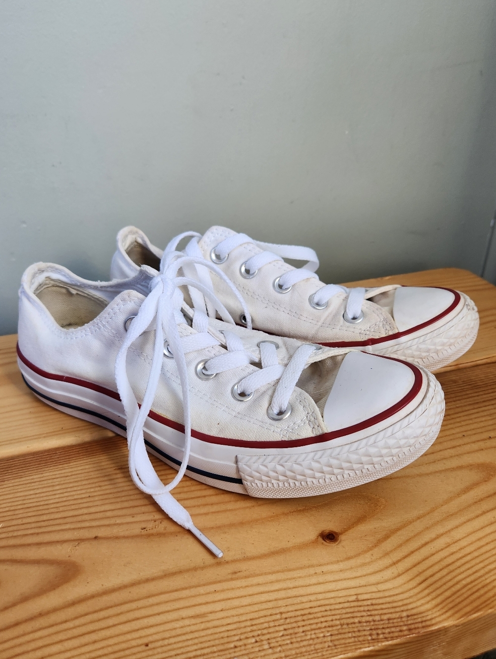 Converse Chuck Taylor All Star Seasonal Canvas Low Top Sneakers White - Size 5.5